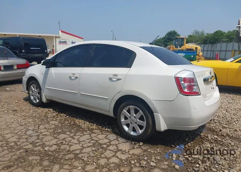 2010 Nissan Sentra 2.0 z USA, uszkodzony, nr VIN 3N1AB6APXAL714951